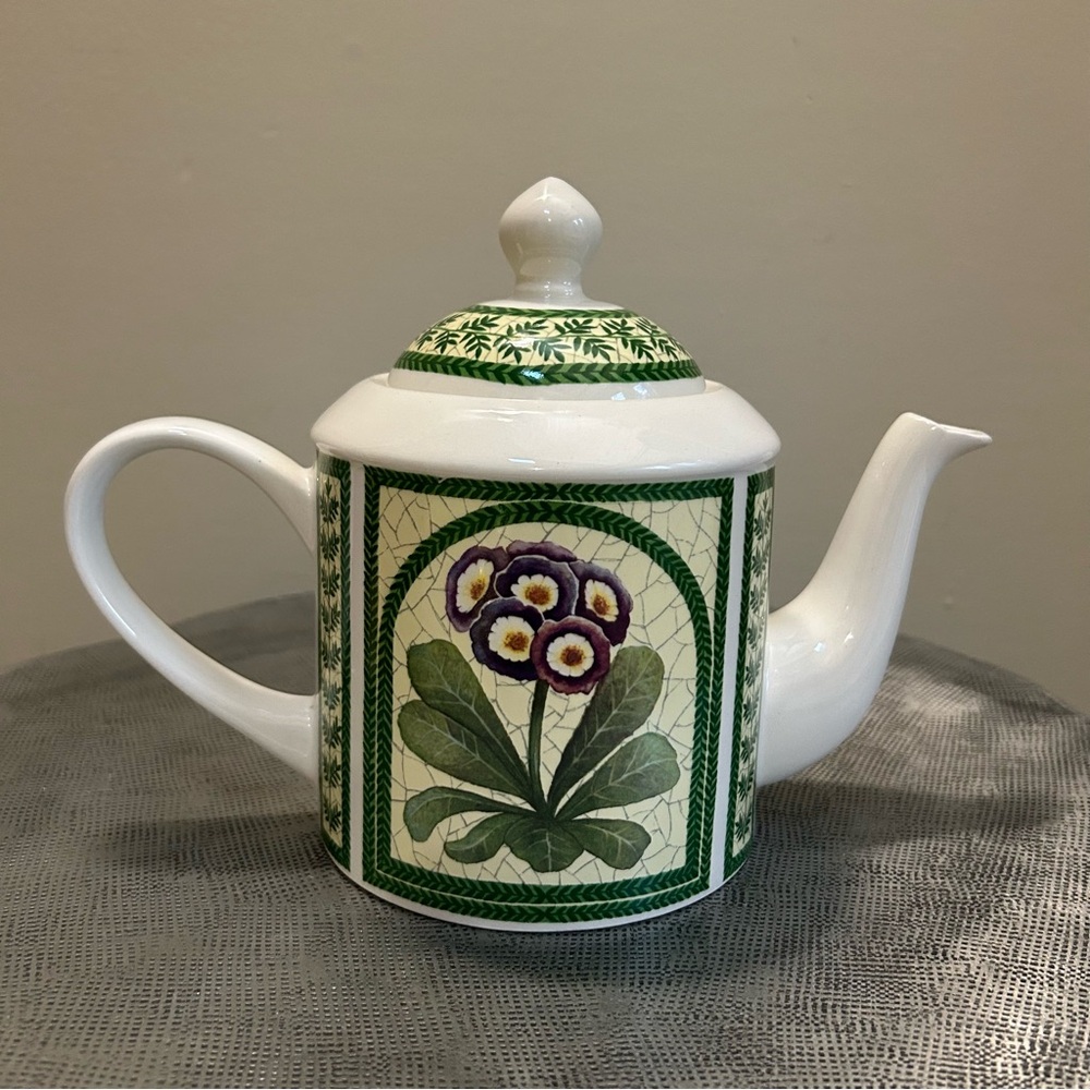 Arthur Wood ~ Primrose Botanical Vintage Large Teapot with Lid Made in England